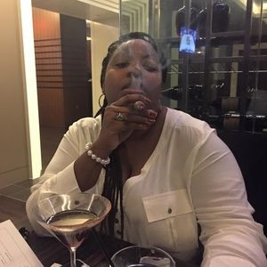 Meet your Posher, Nikki