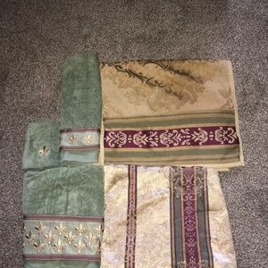 Beautiful Bathroom Set