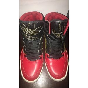 Red Black & Gold Size 7 Adidas Shoes