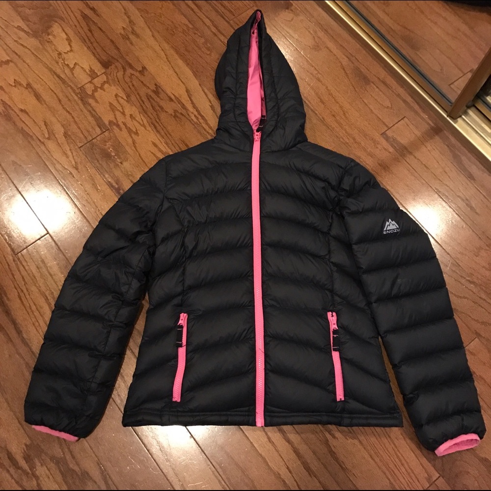 *SOLD* Snozu, Packable Down Hooded Jacket