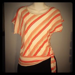 ❤️SOLD❤️Hi Lo Tie Shirt