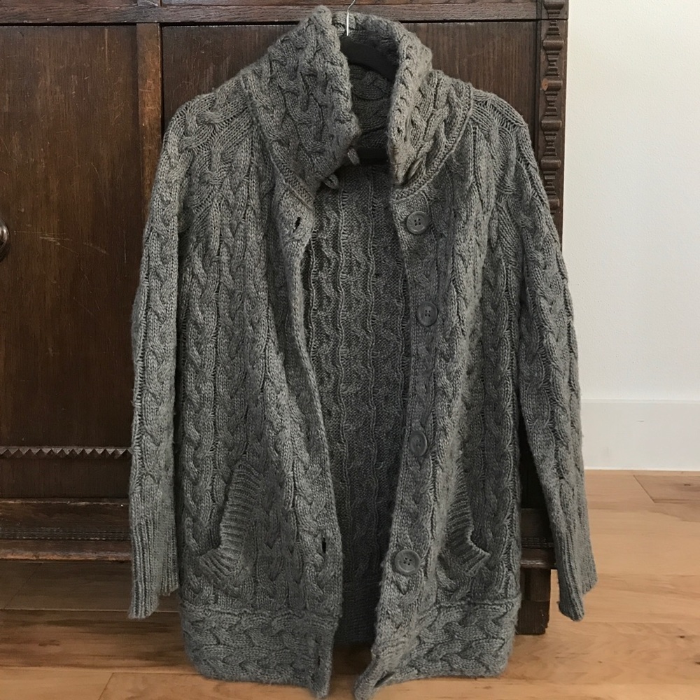 chunky cable knit sweater