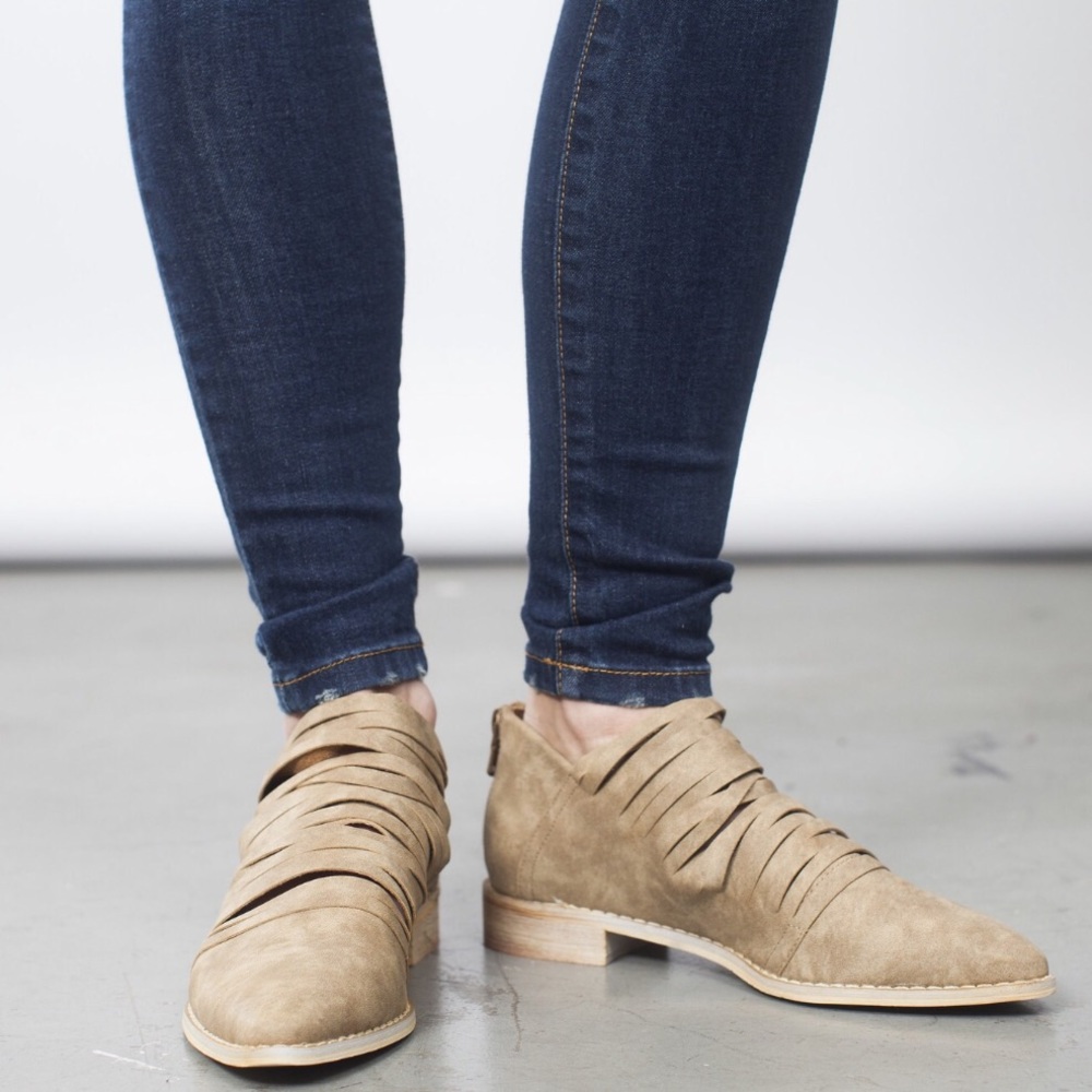 *LAST2*Free Soul Caramel Booties - Picture 3 of 3