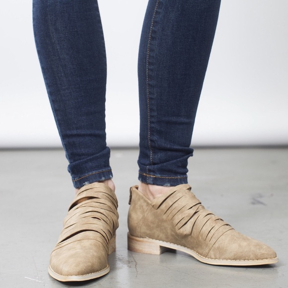 *LAST2*Free Soul Caramel Booties - Picture 3 of 3