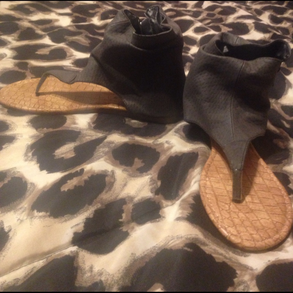 Gray Slouchy Sandals