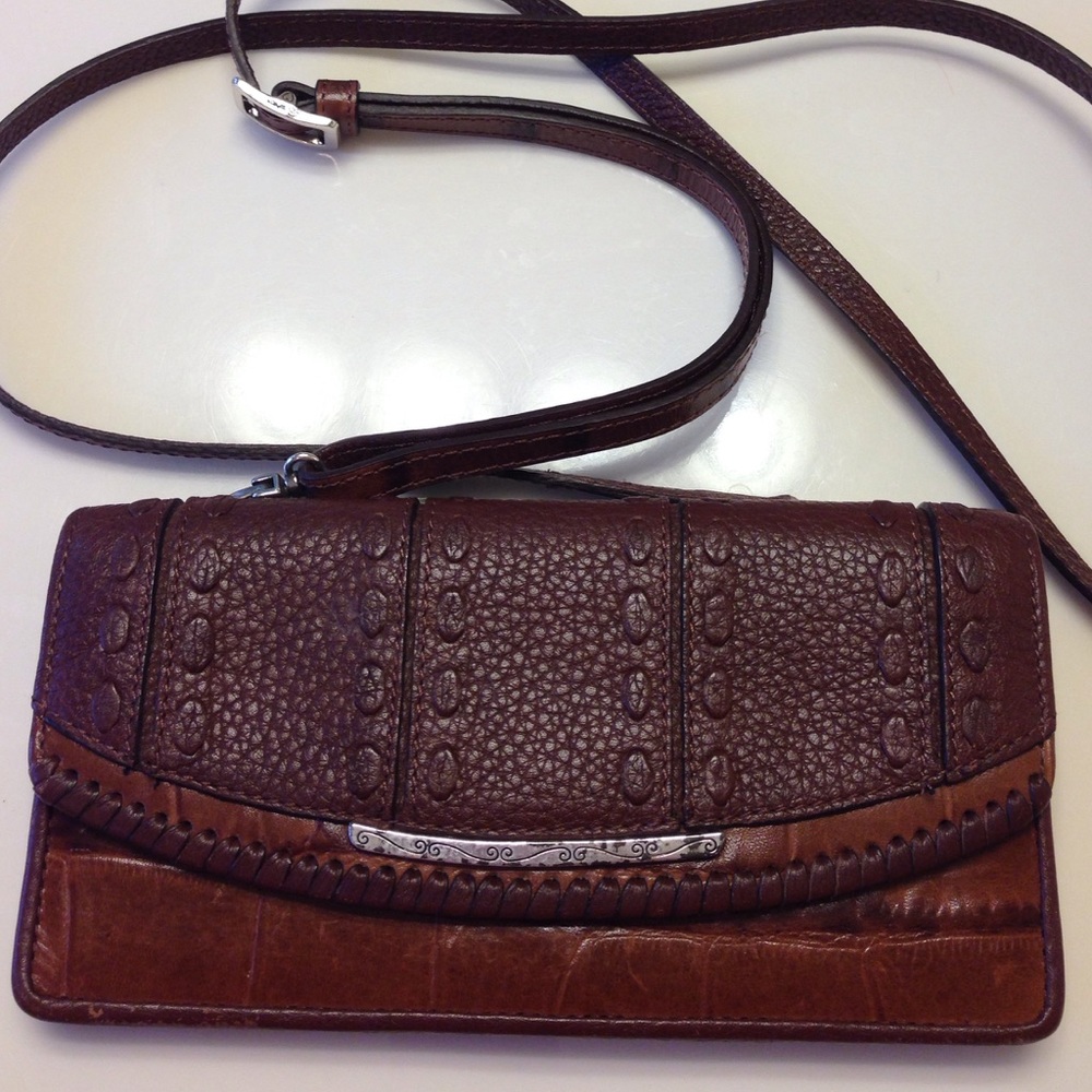 Final price! ✨ Brighton wallet with strap