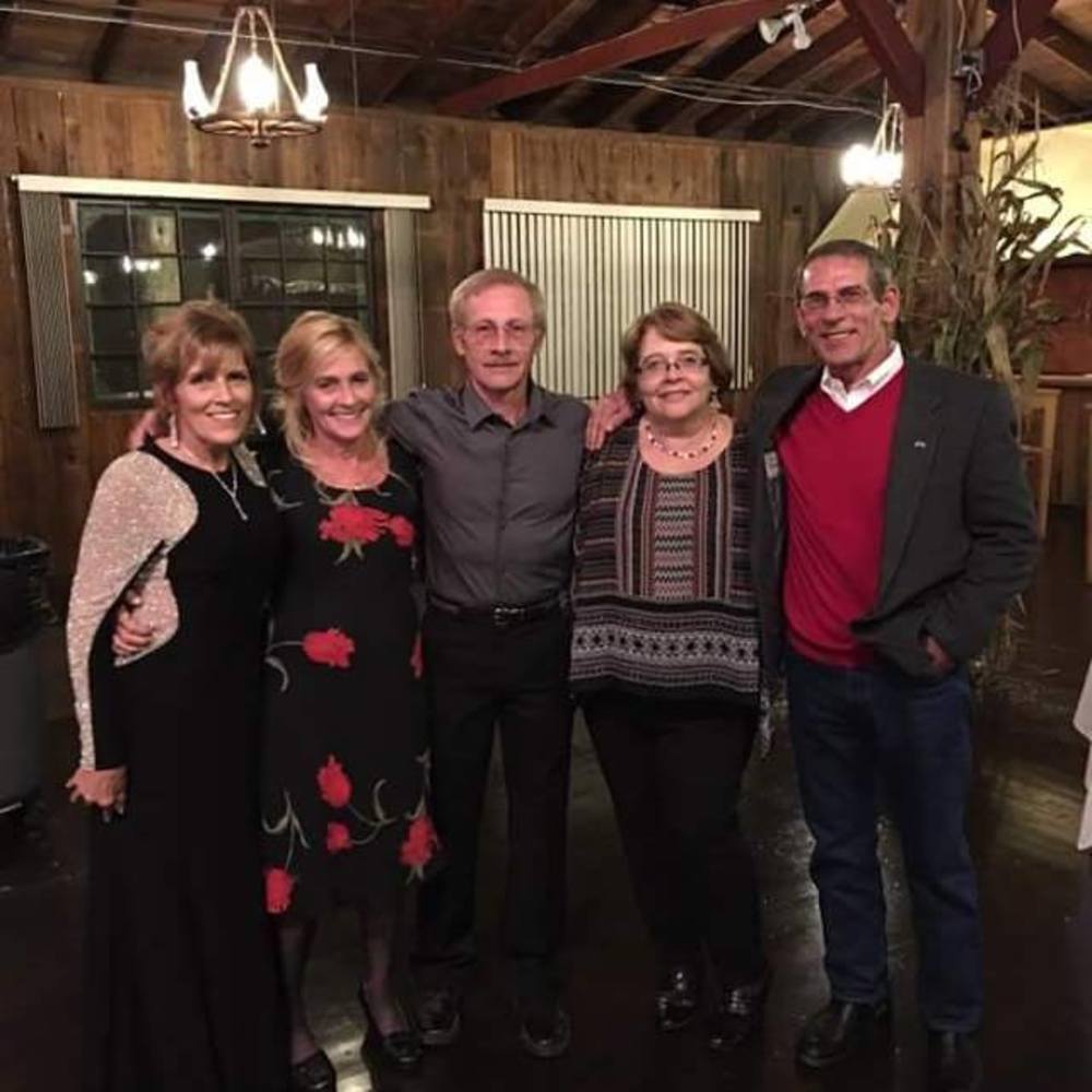 Meet your Posher, Claudia