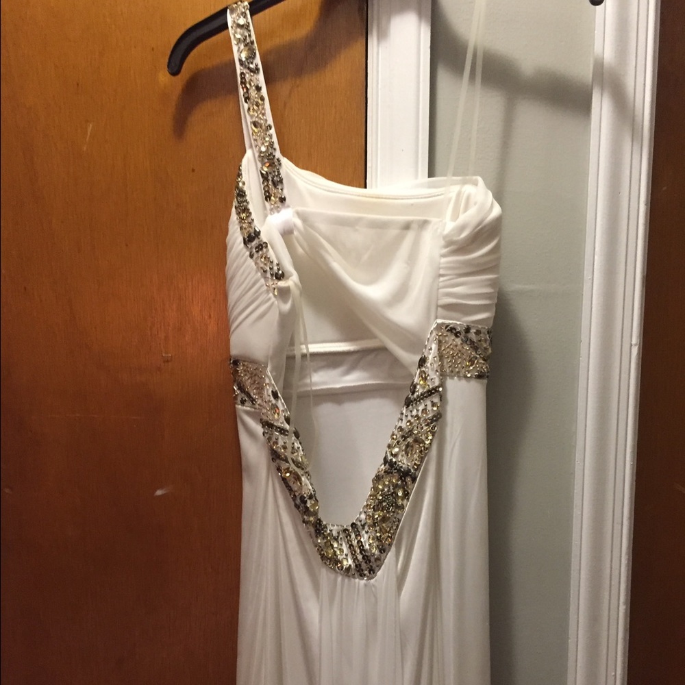 Prom Dress - Picture 2 of 4