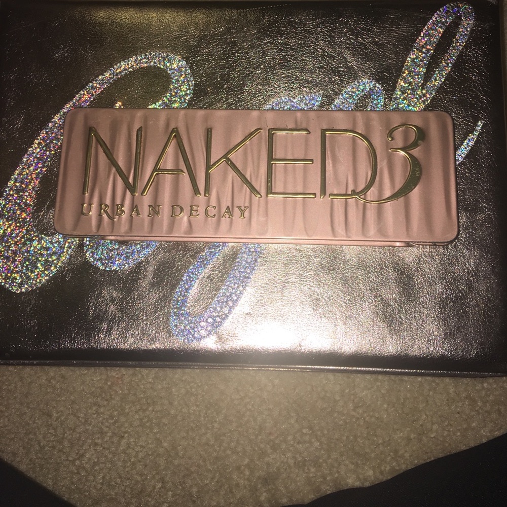 Naked 3 palette