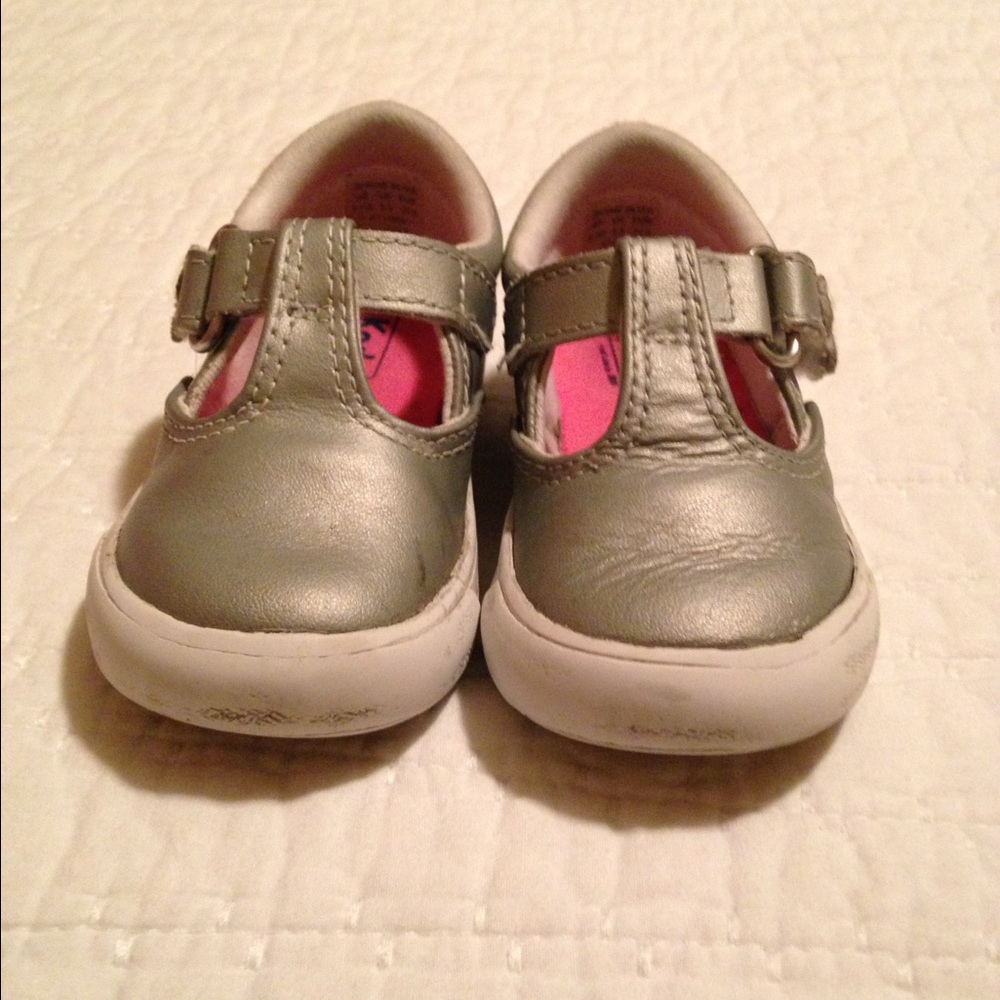 Keds Daphne T-strap sneaker