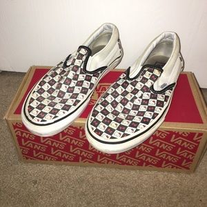 Hello Kitty Vans
