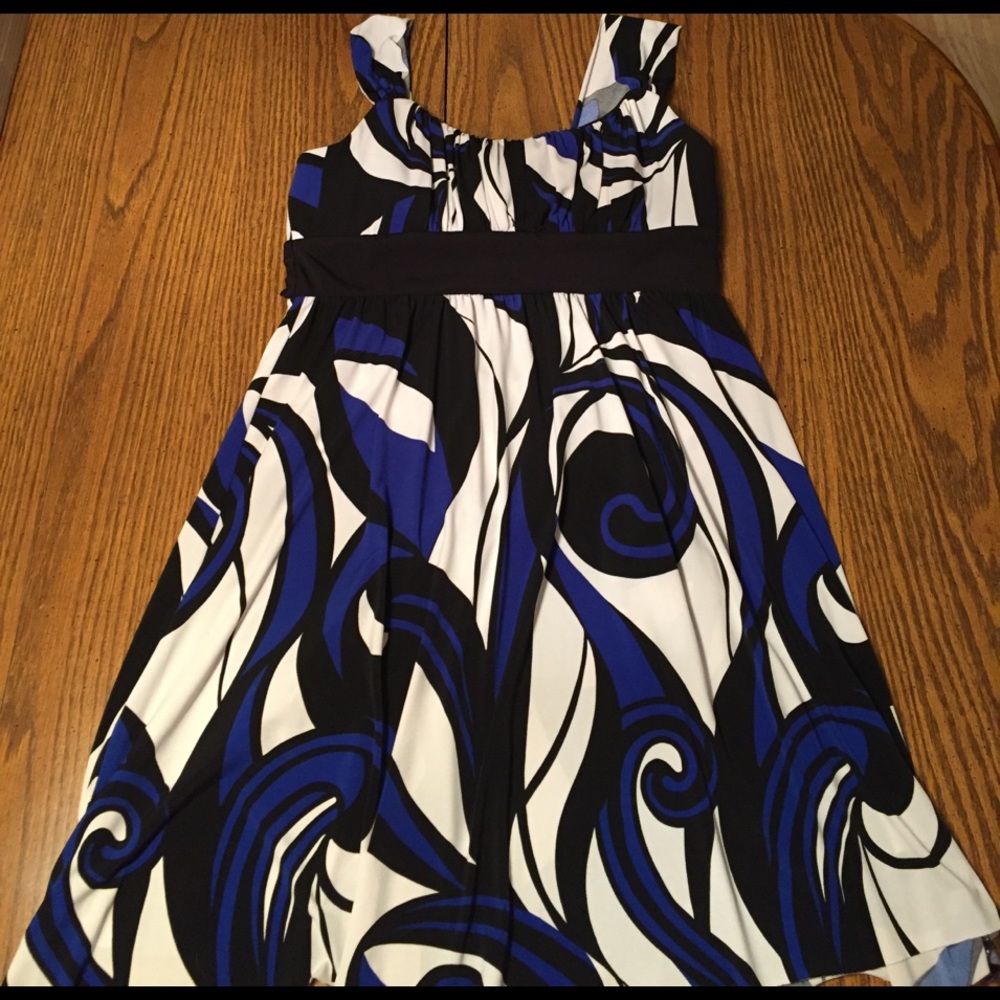 Black Blue and White Design Dress size Large