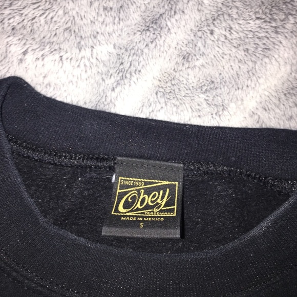obey crewneck size small - Picture 2 of 3
