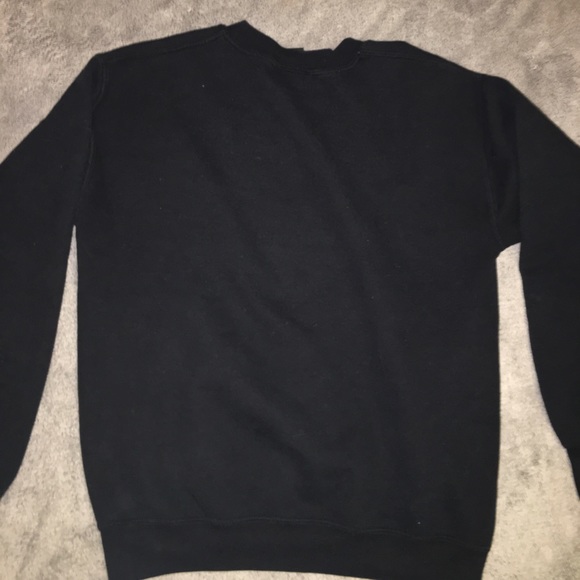 obey crewneck size small - Picture 3 of 3