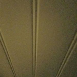 Meet your Posher, Elaine