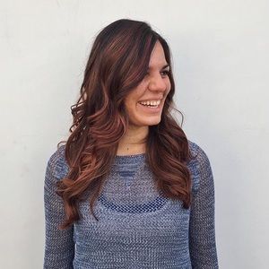 Meet your Posher, Daniela