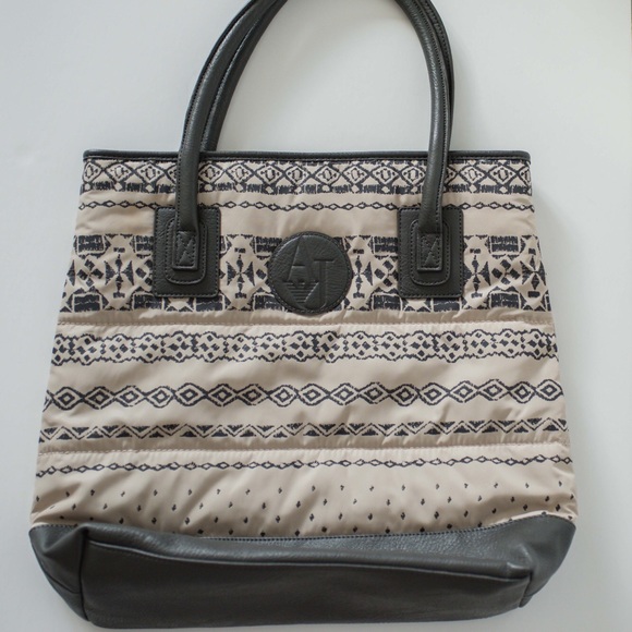 Armani Jeans shoulder bag - Picture 1 of 4