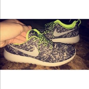 Nike Roshes