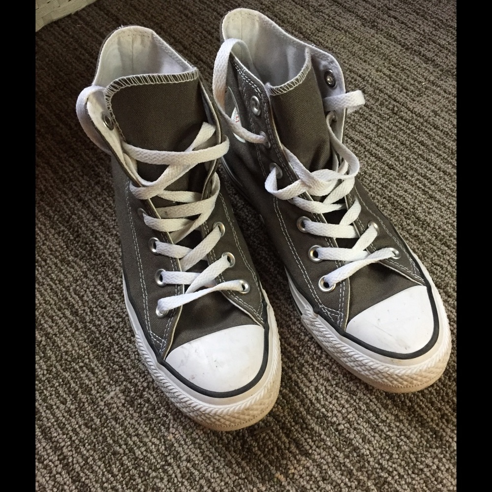 Grey High-top Converse
