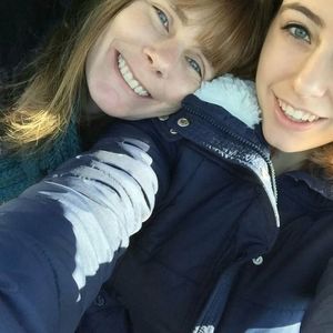 Meet your Posher, Dana