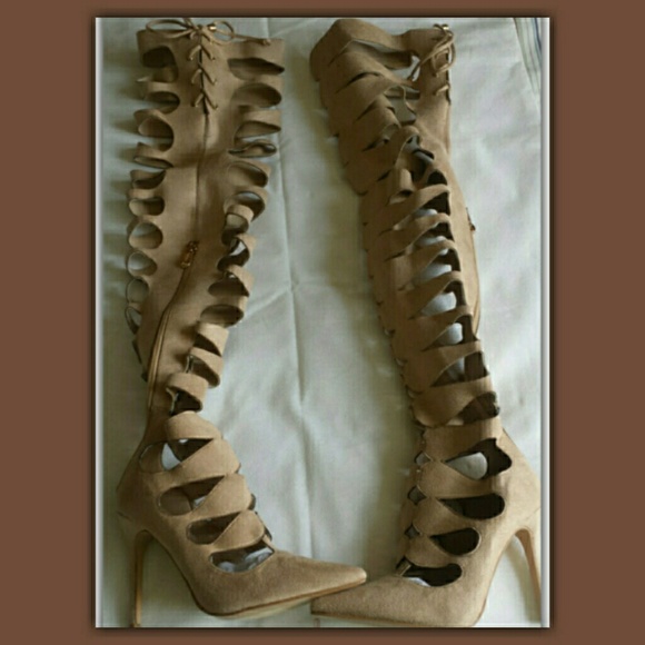 Thigh high heel boot - Picture 3 of 4