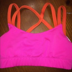 Athletic sports bra