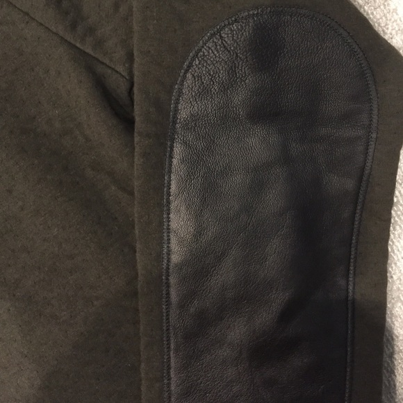 Club Monaco leather patch arm sweater - Picture 4 of 4