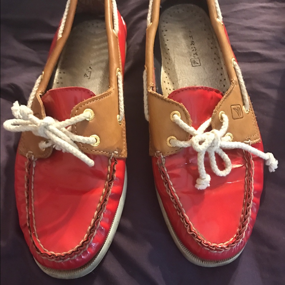 Red patent leather sperry top siders