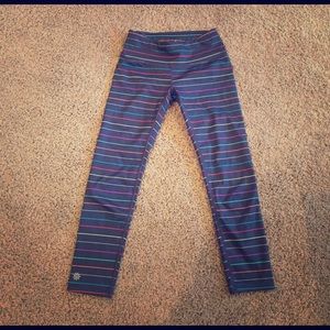 Athleta striped cropped workout pants