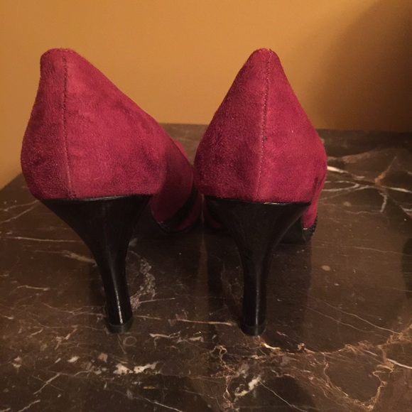 Heels - Picture 2 of 2