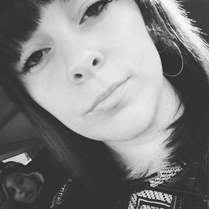 Meet your Posher, Roxanne