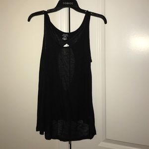 Sleeveless tank