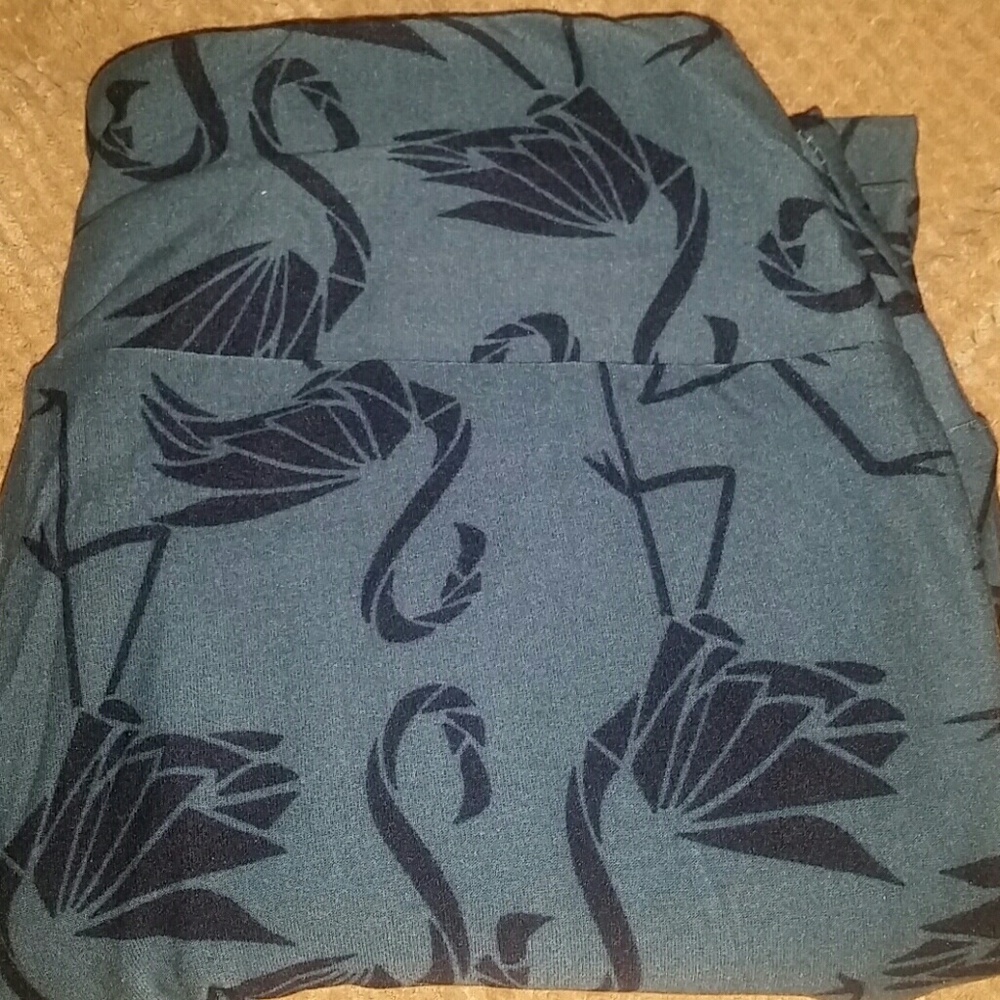 LULAROE BNWT OS FLAMINGO LEGGINGS