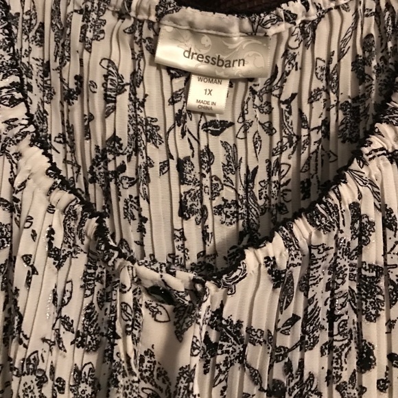 Blouse - Picture 2 of 2