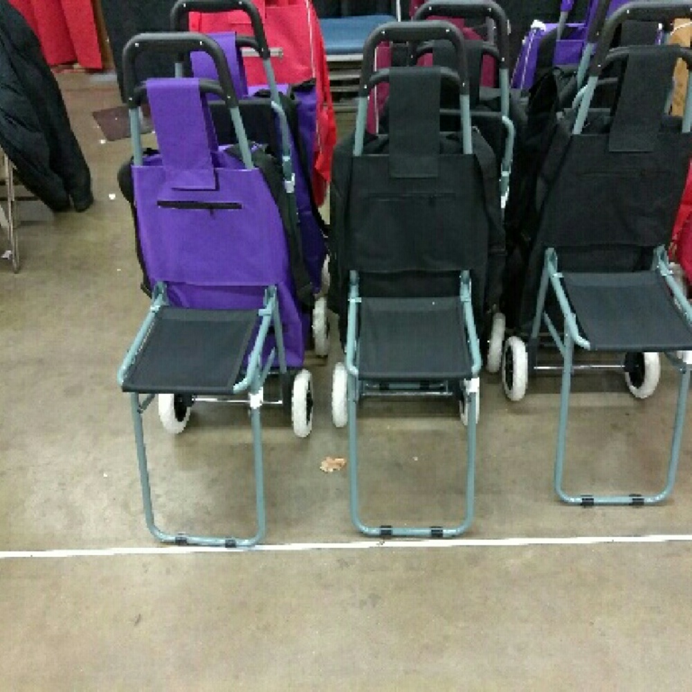 Smart carts with chair