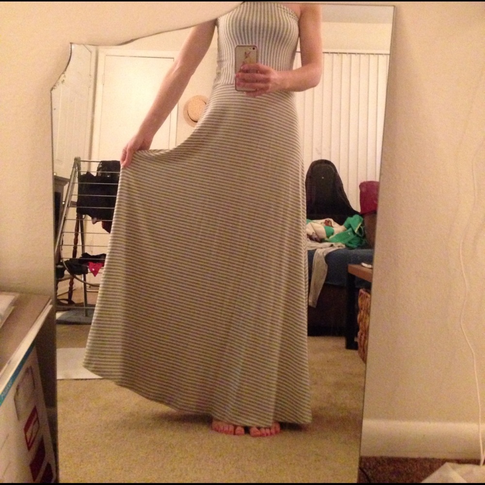 Strapless cotton white and grey maxi dress
