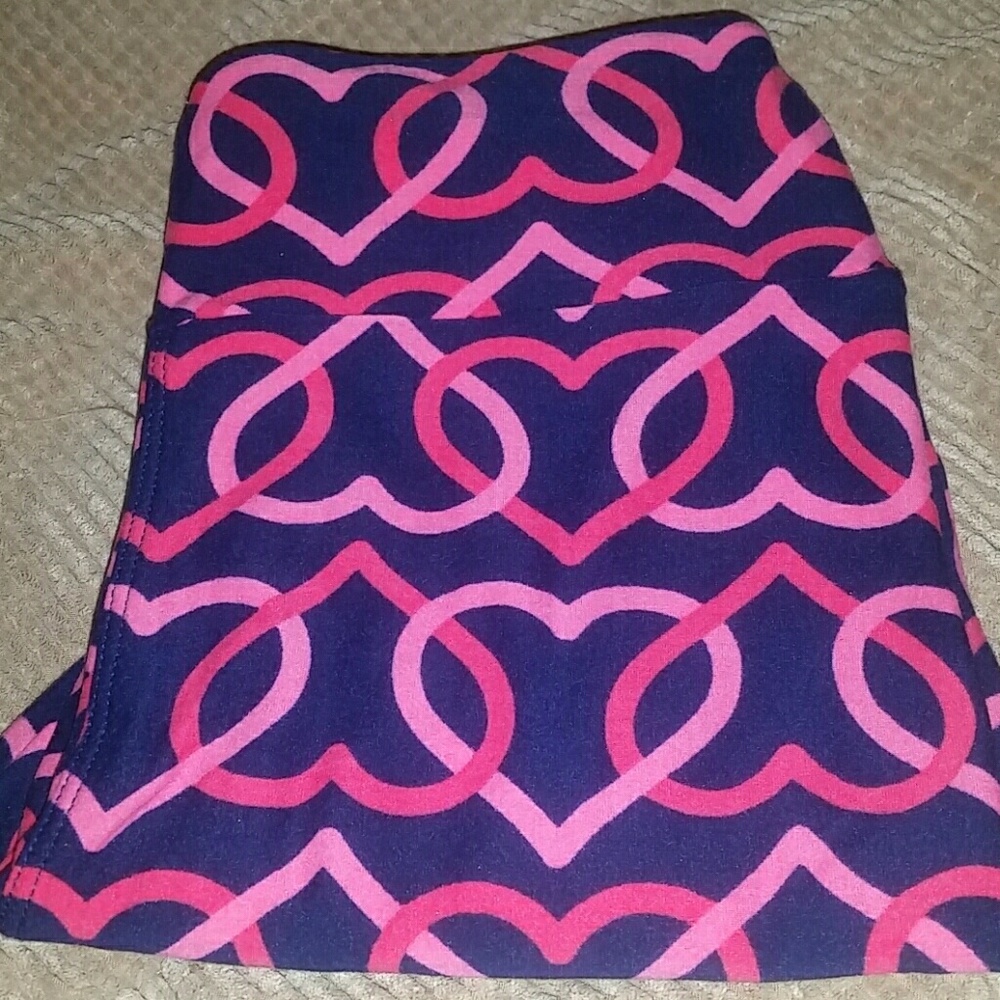 LULAROE VALENTINE'S LEGGINGS OS BNWT