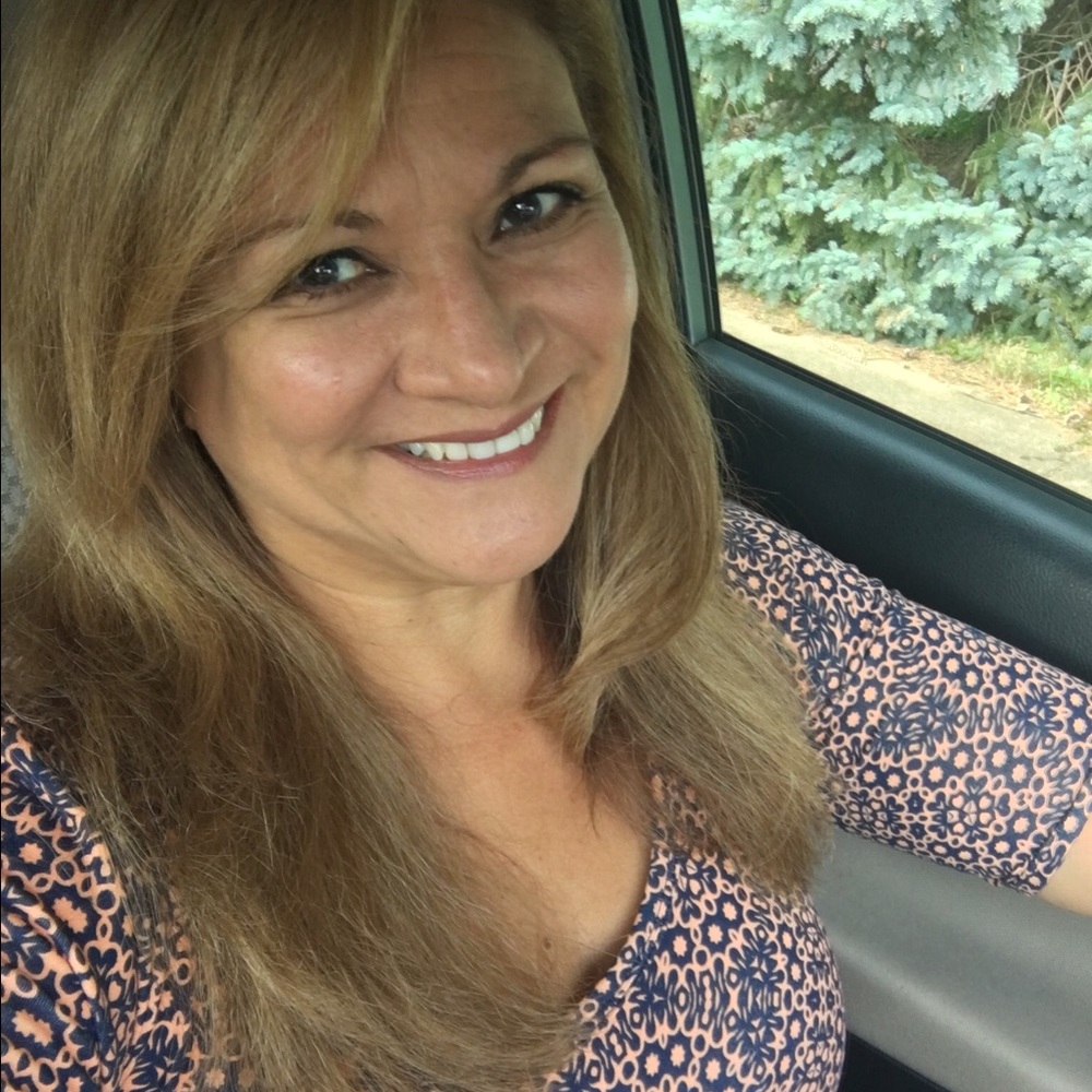 Meet your Posher, Sandy