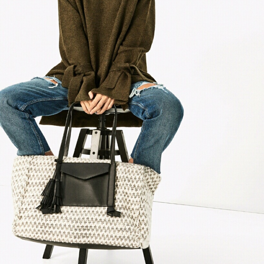 ZARA LARGE TOTE BAG BRAND NEW