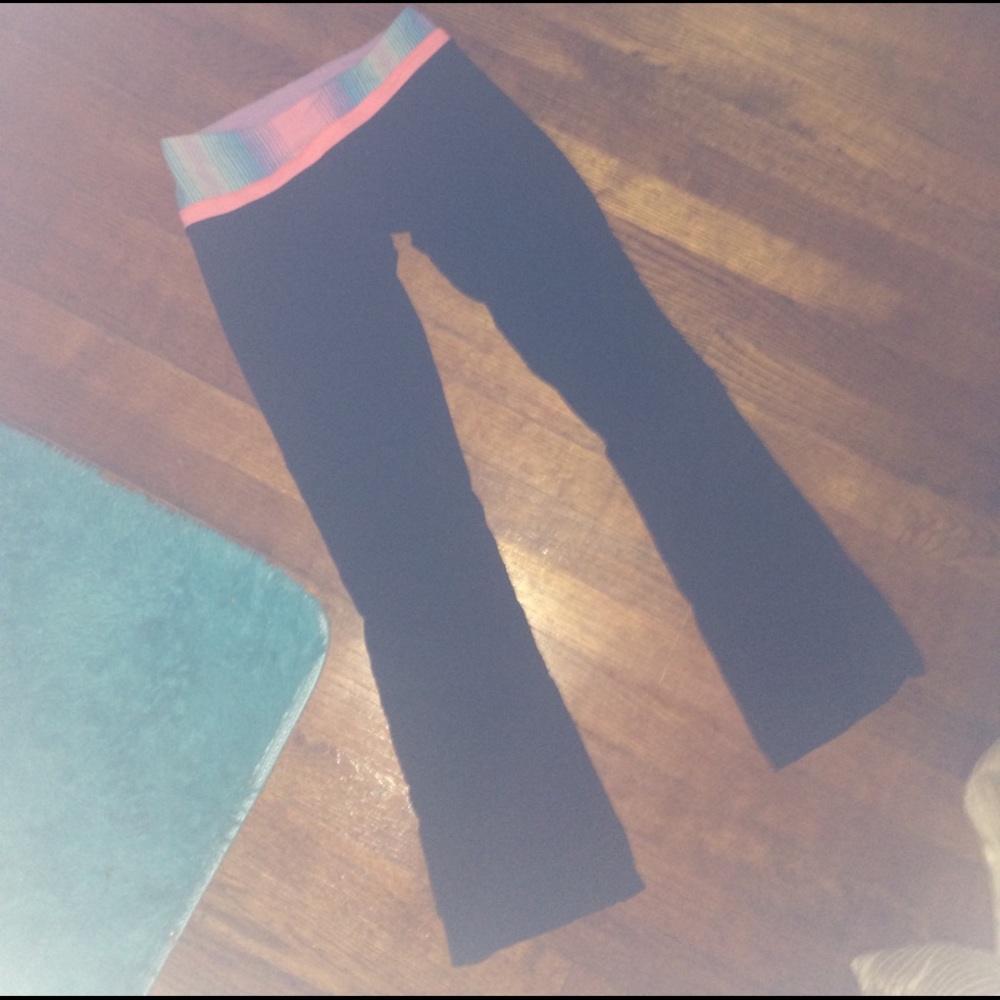 Ivivva pants I think these could fit 7/8 and 10/12