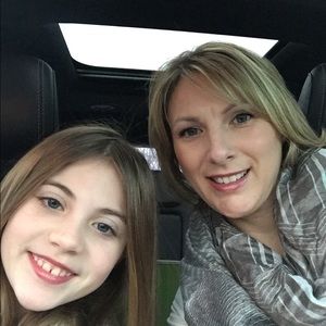 Meet your Posher, Carrie