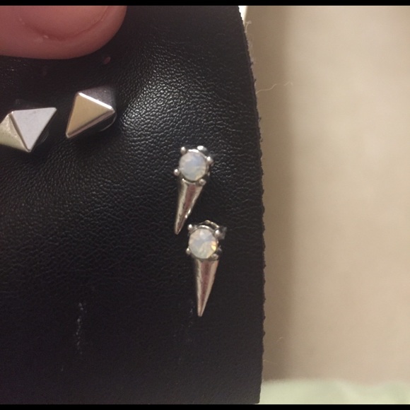 Free People silver stud earrings - Picture 2 of 3
