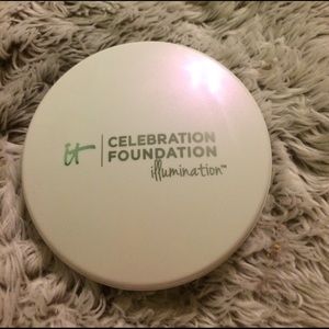 It Cosmetics Celebration Foundation Illumination