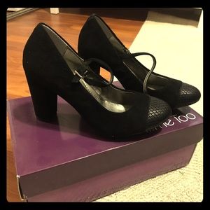 Me too Suede high heels