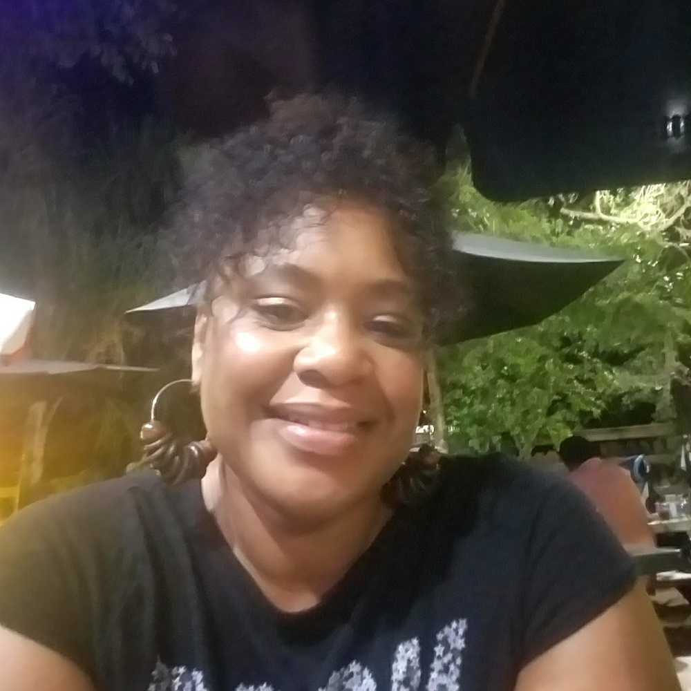 Meet your Posher, Keisha