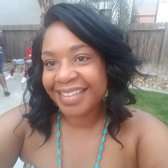 Meet your Posher, Keisha - Picture 3 of 3