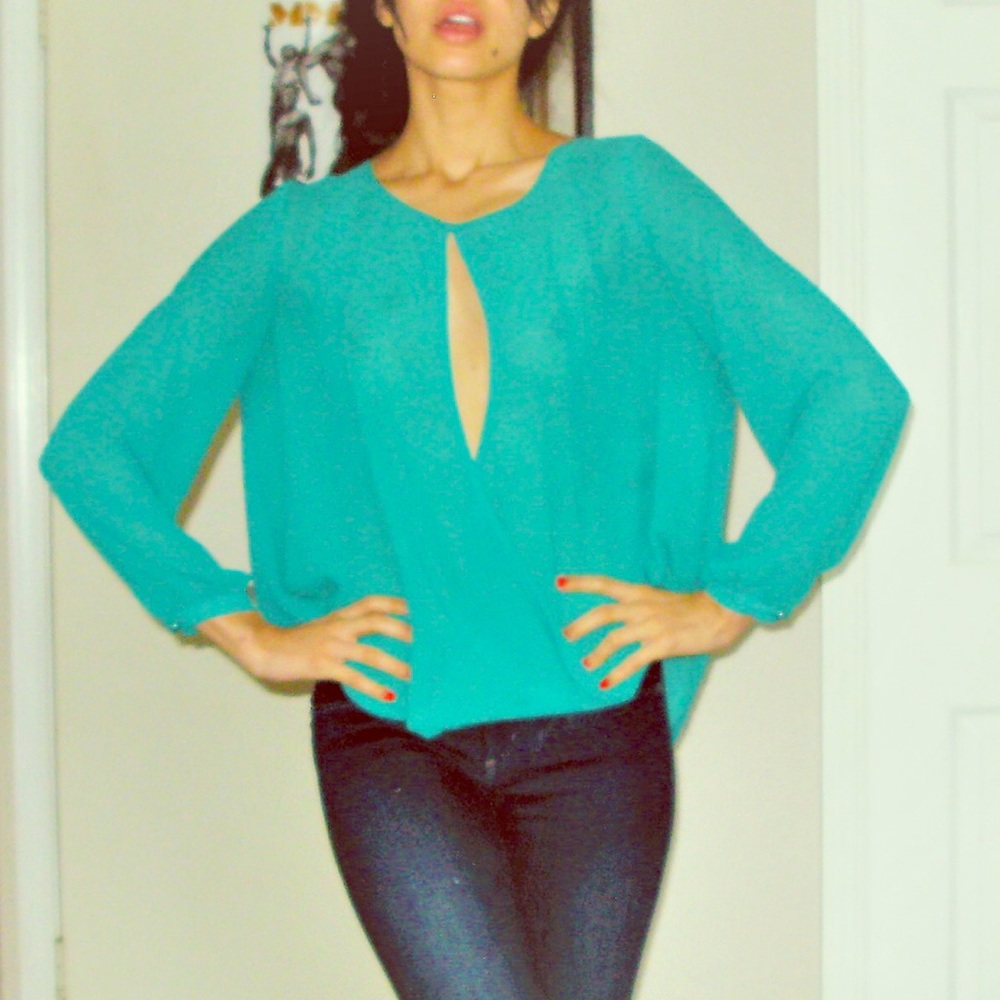 Green slit tunic top size small