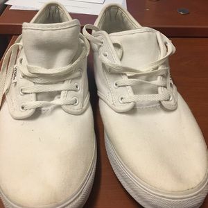 White Vans back on SALE ! Get them now ! (: