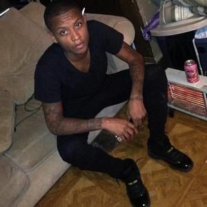 Meet your Posher, Ray