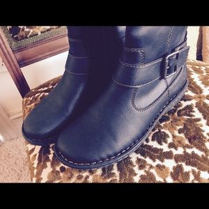 b.o.c. by Born boots